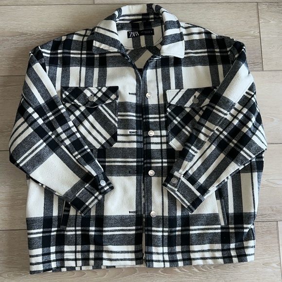 Zara Jackets & Blazers - Zara UNISEX Plaid Fleece jacket- Size XL